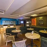 Hotel Golden Manor